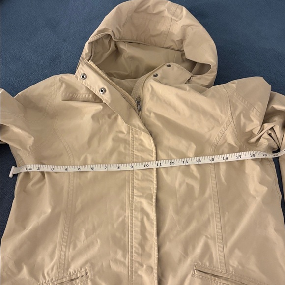 L.L. Bean Light Brown Hooded Jacket - Picture 6 of 8
